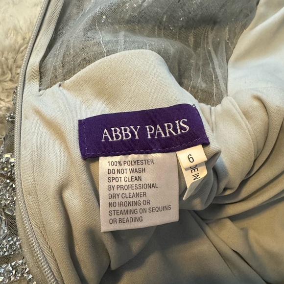 Elegant Silver Beaded Prom/pageant Dress - Picture 4 of 8